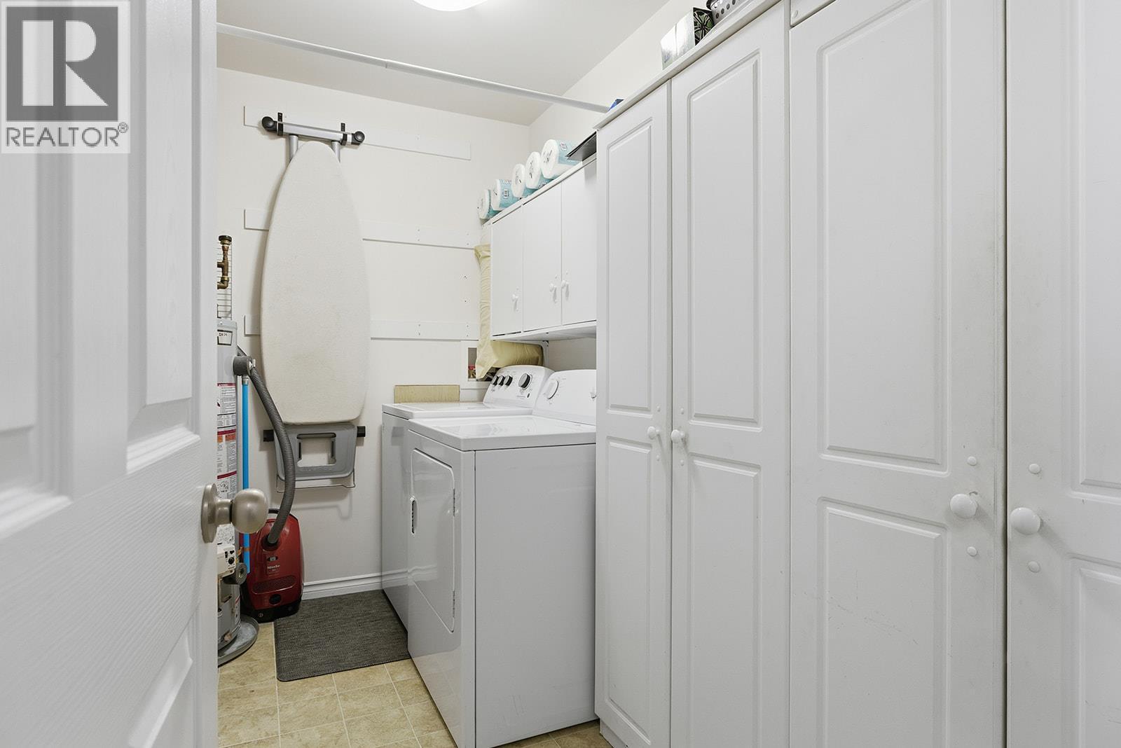 #406 1966 DURNIN ROAD - 33