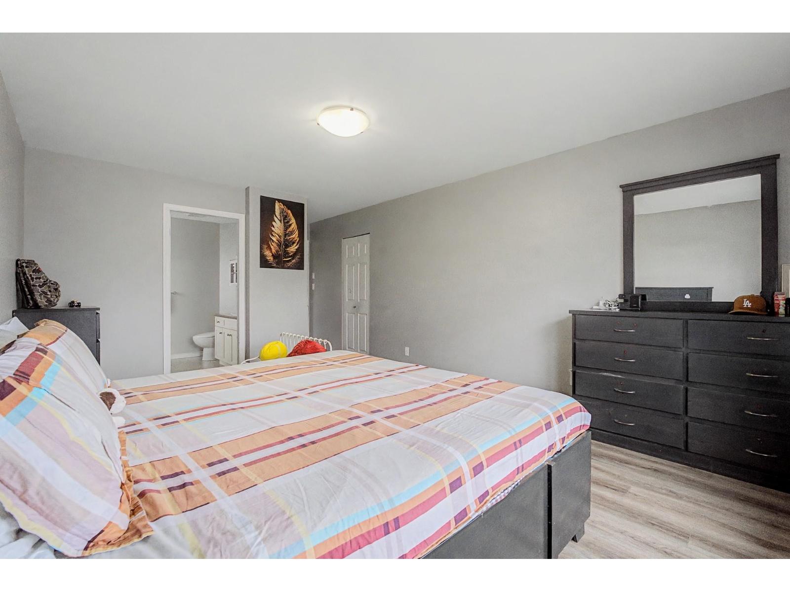 35186 LABURNUM AVENUE