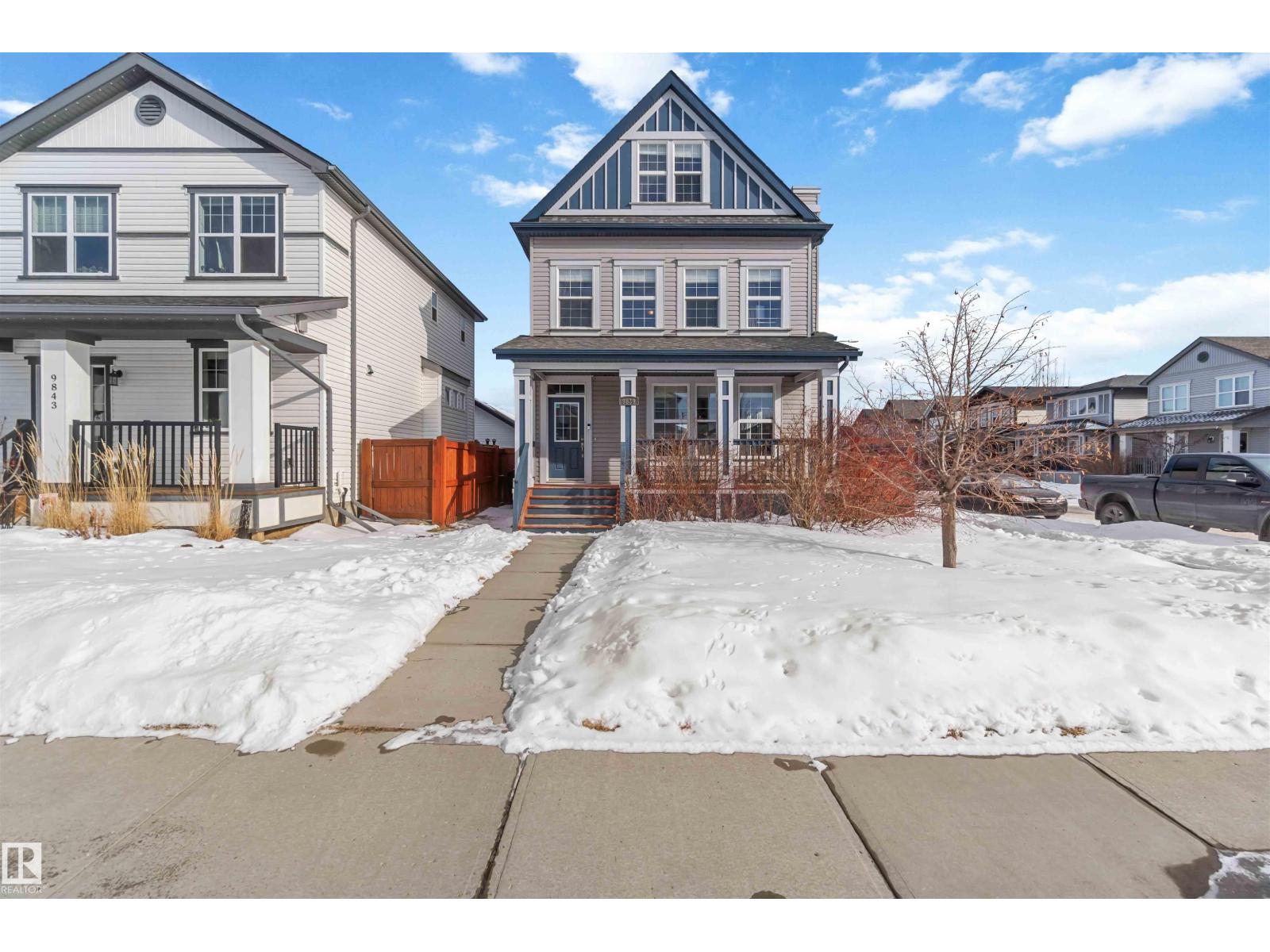 9839 221 ST NW - Main photo, Edmonton, Alberta