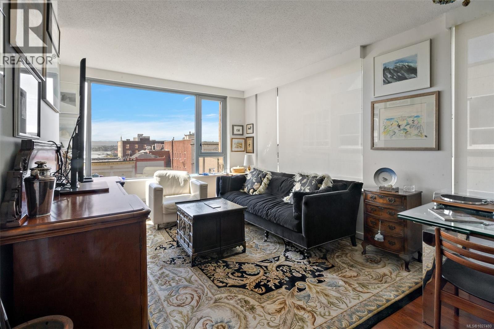 504 608 Broughton Street, Victoria