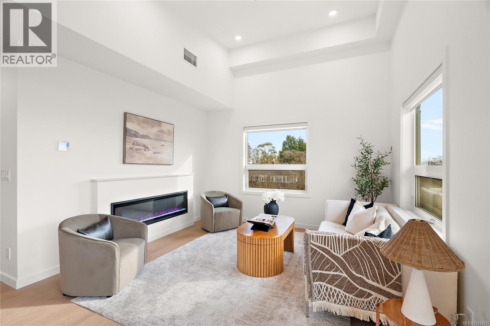 502 1102 Esquimalt Road, Esquimalt