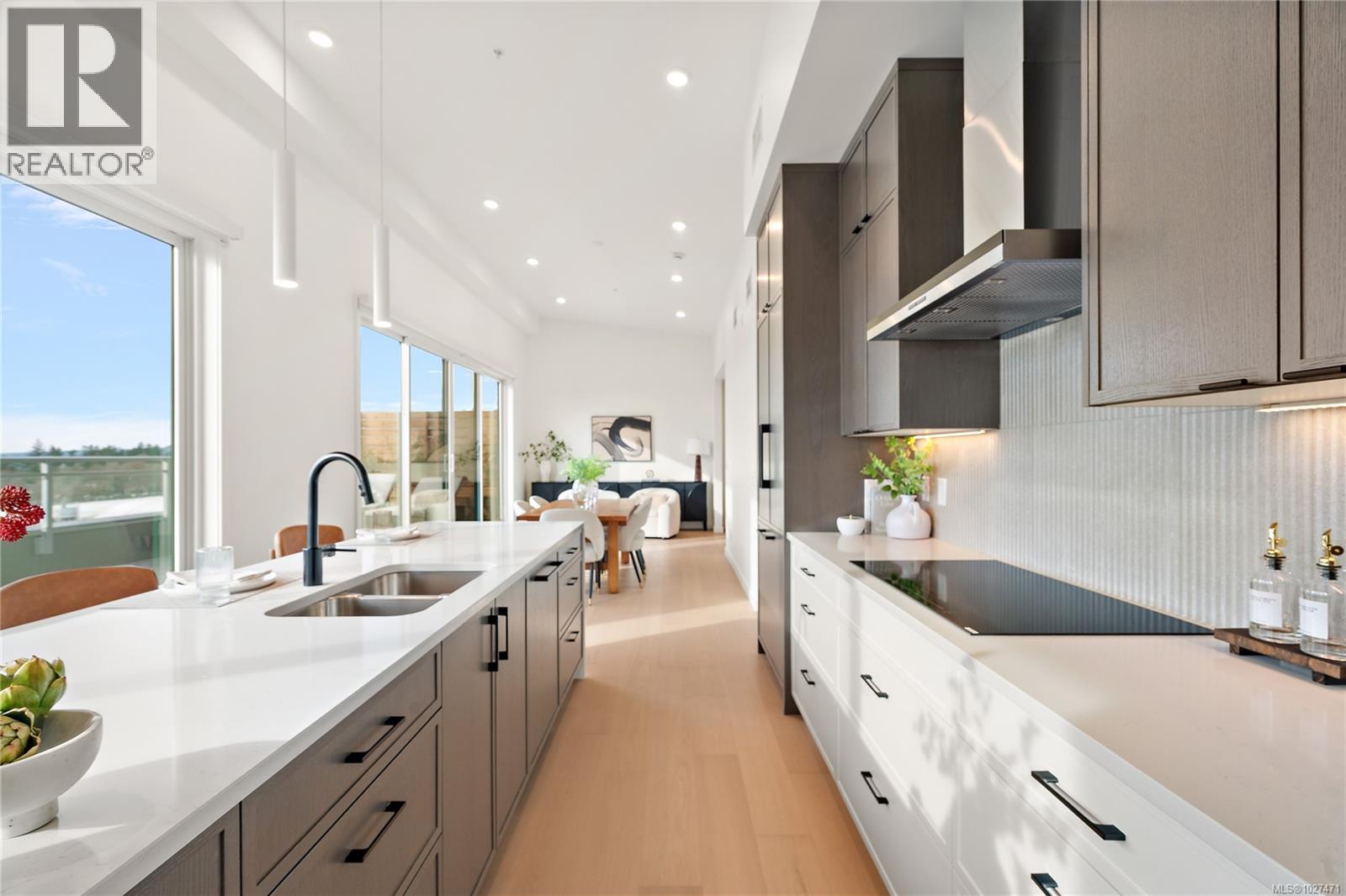 502 1102 Esquimalt Road, Esquimalt