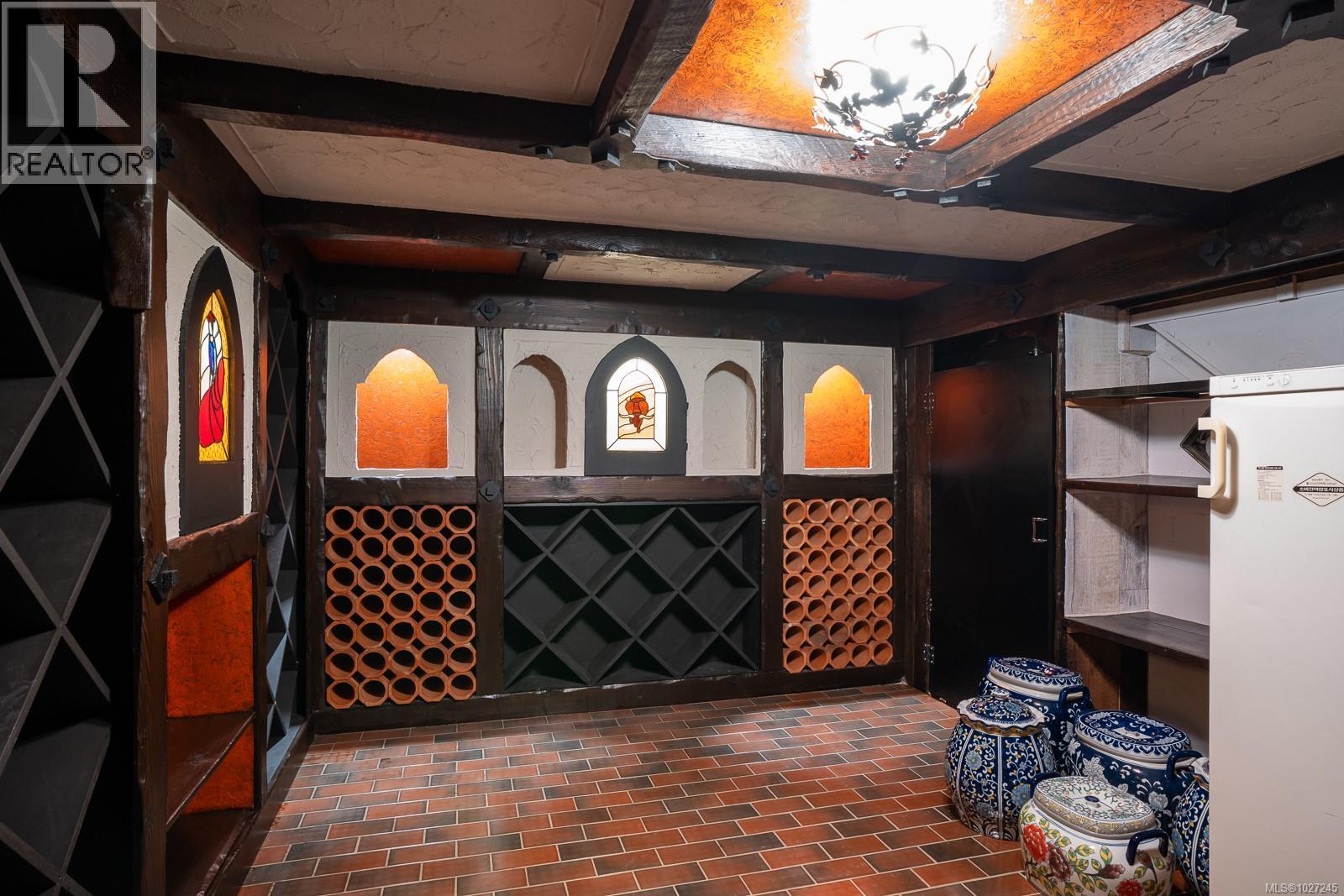  2495 Shannon Place, Saanich