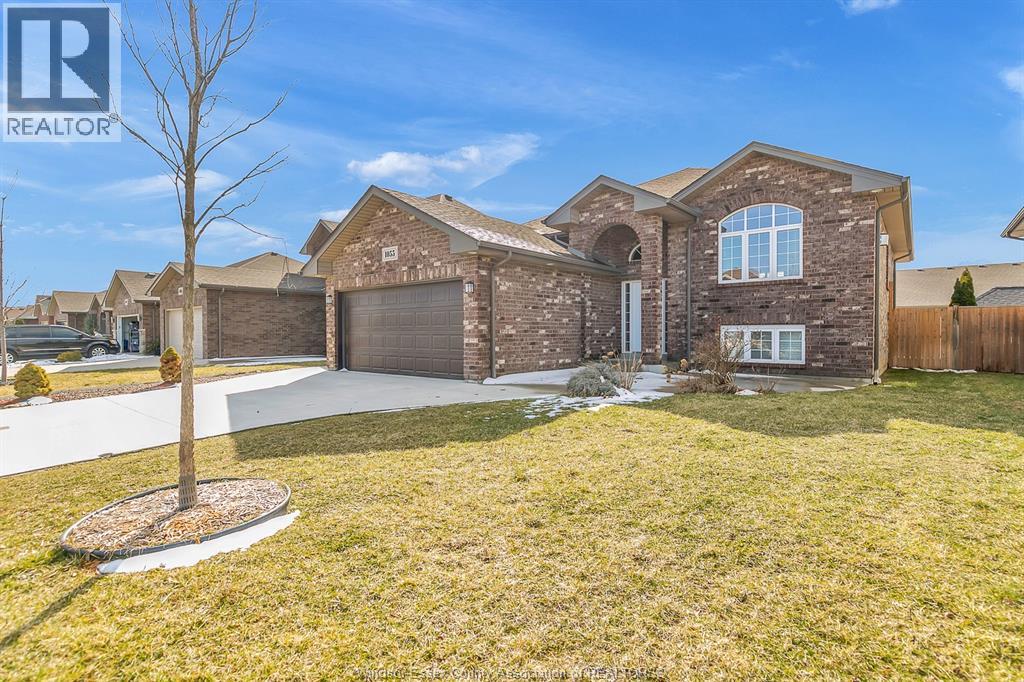 1055 THUNDERBAY AVENUE - Photo 2 of 28, Windsor, Ontario