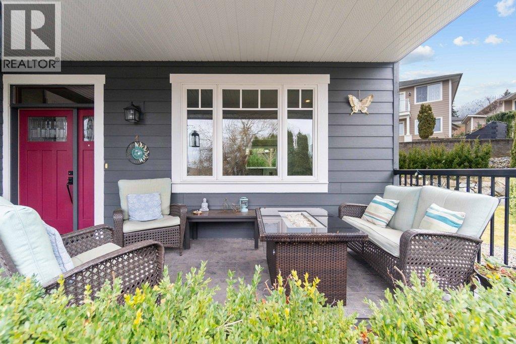 1270 7 Avenue SE, Salmon Arm