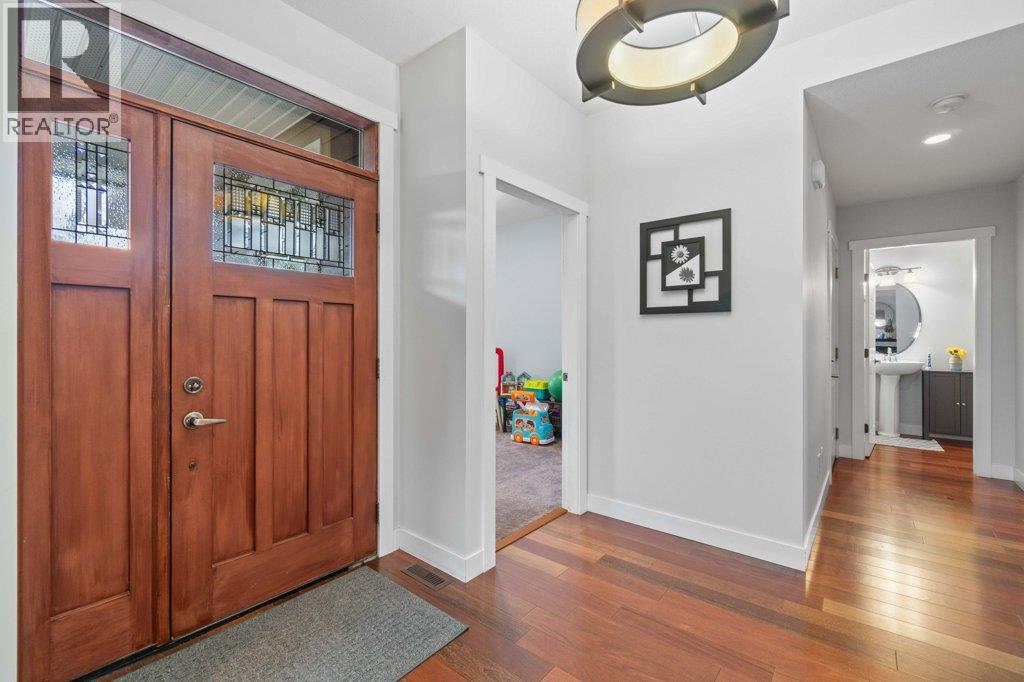 1270 7 Avenue SE, Salmon Arm