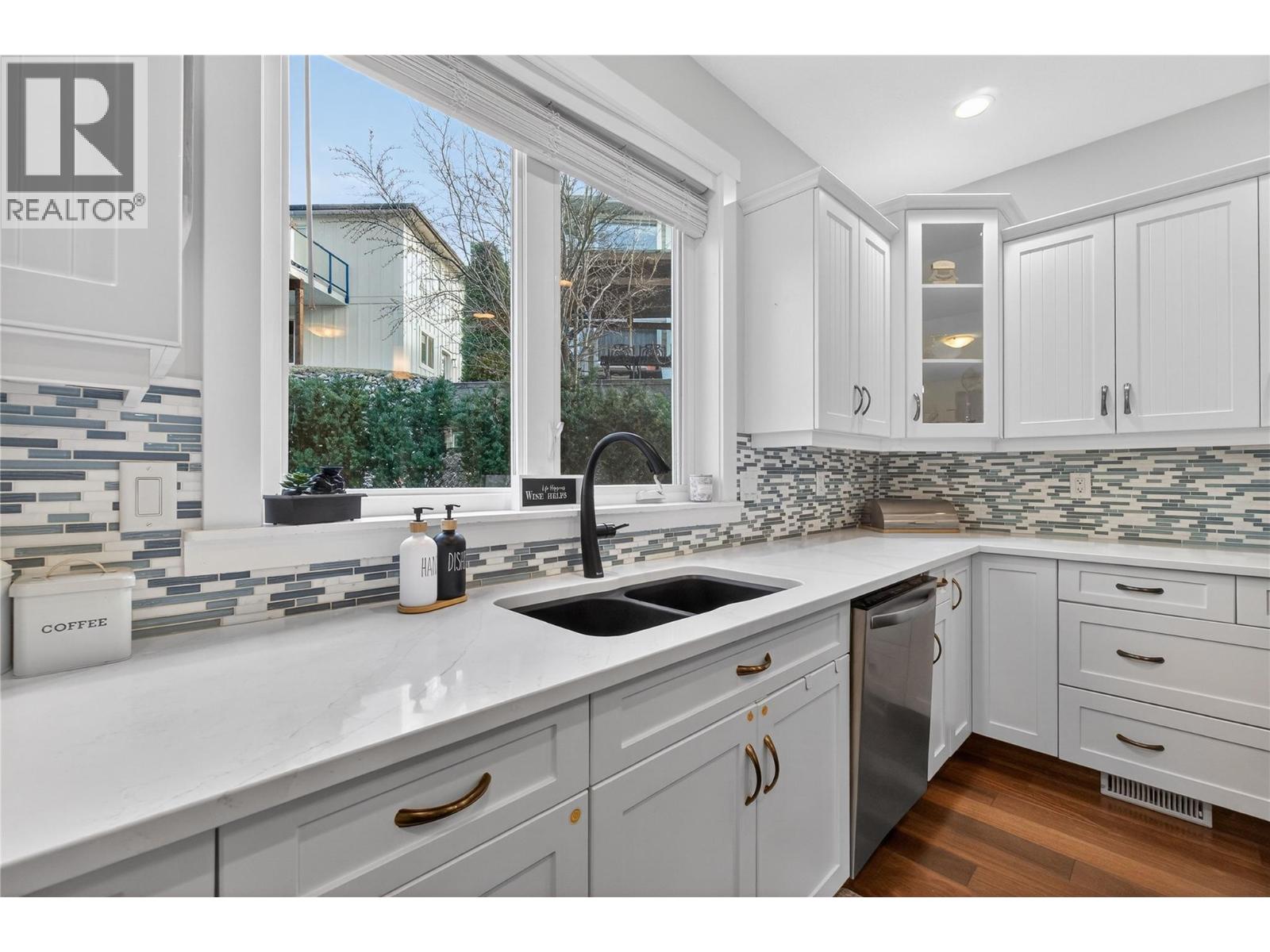 1270 7 Avenue SE, Salmon Arm