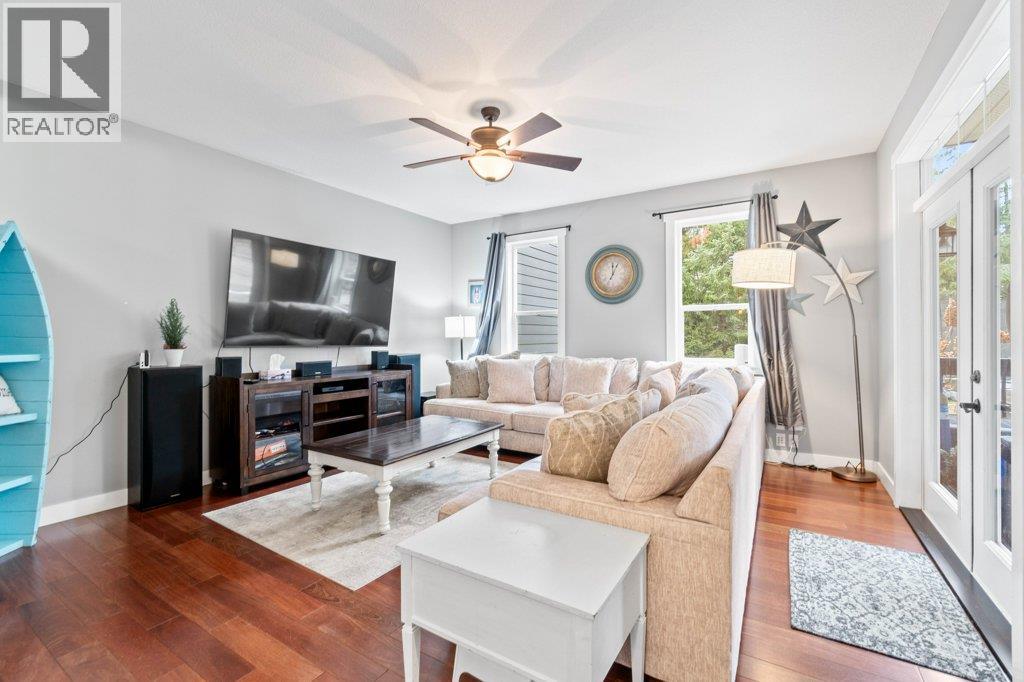 1270 7 Avenue SE, Salmon Arm