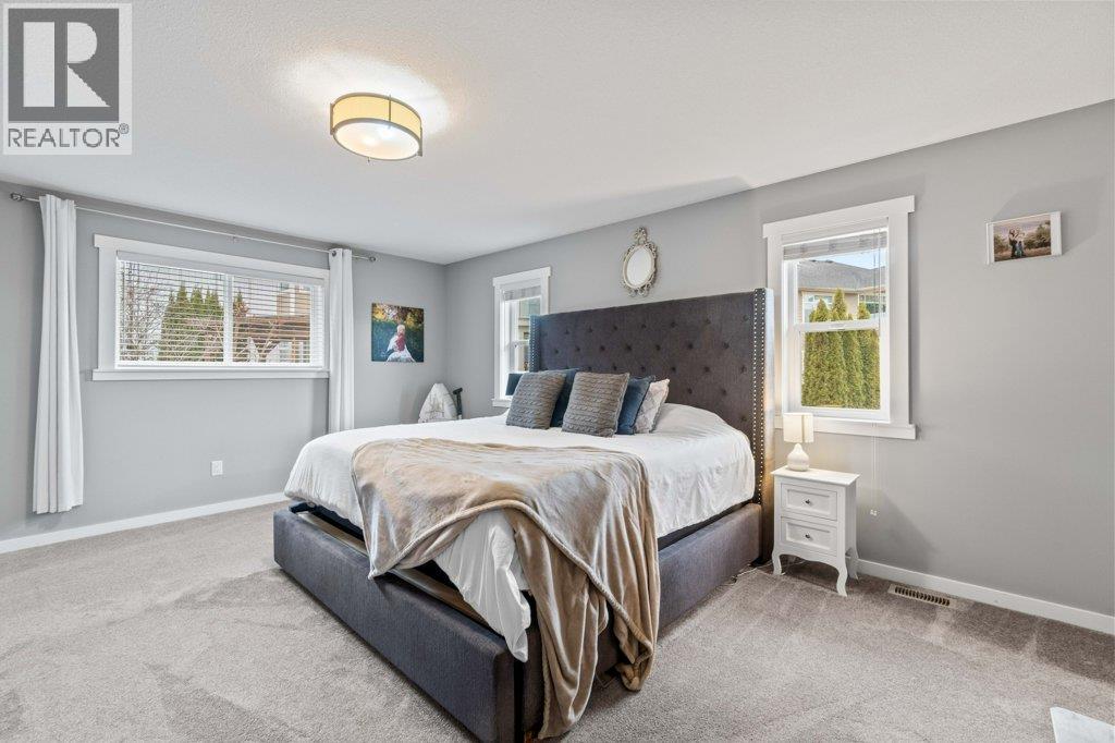 1270 7 Avenue SE, Salmon Arm