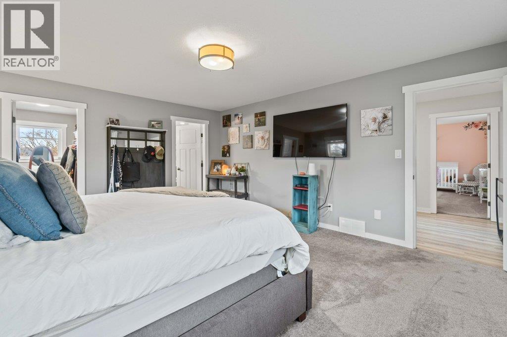 1270 7 Avenue SE, Salmon Arm