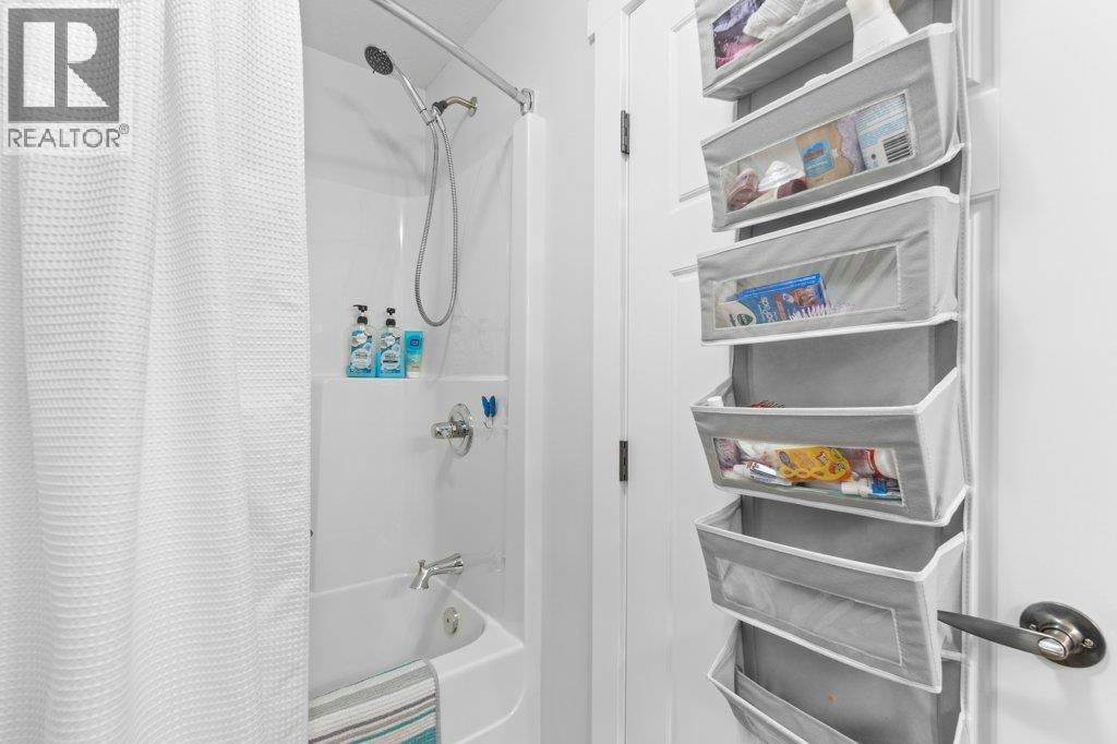 1270 7 Avenue SE, Salmon Arm