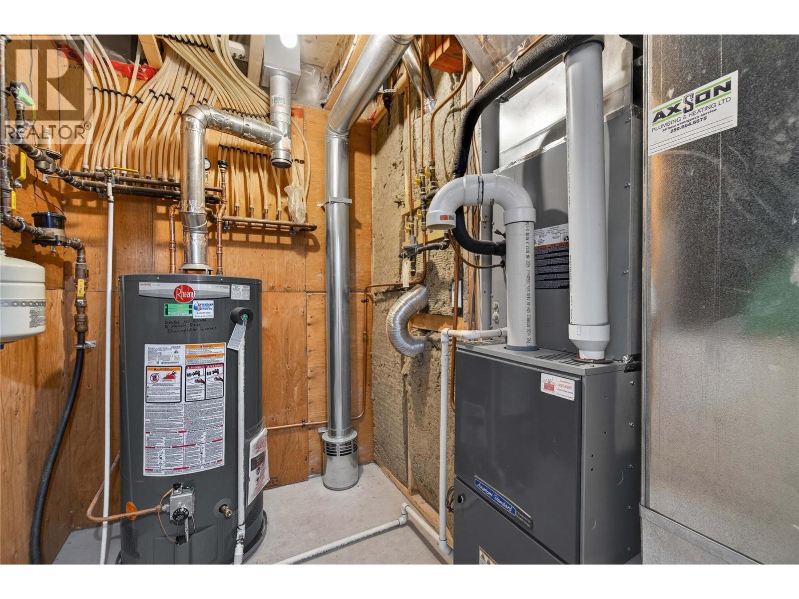 1270 7 Avenue SE, Salmon Arm