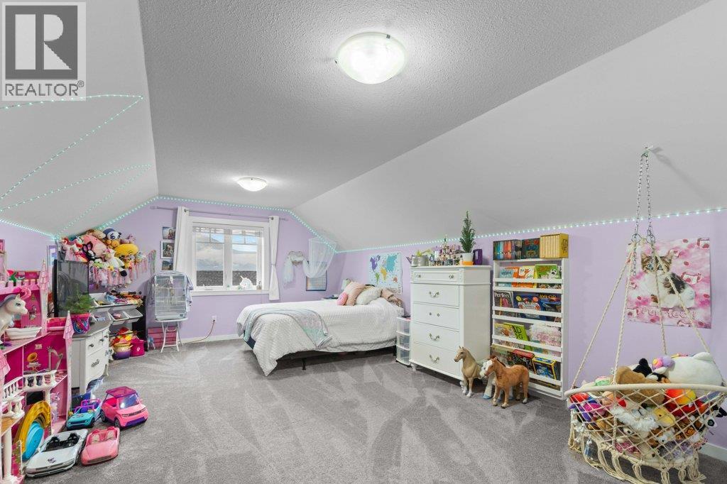 1270 7 Avenue SE, Salmon Arm