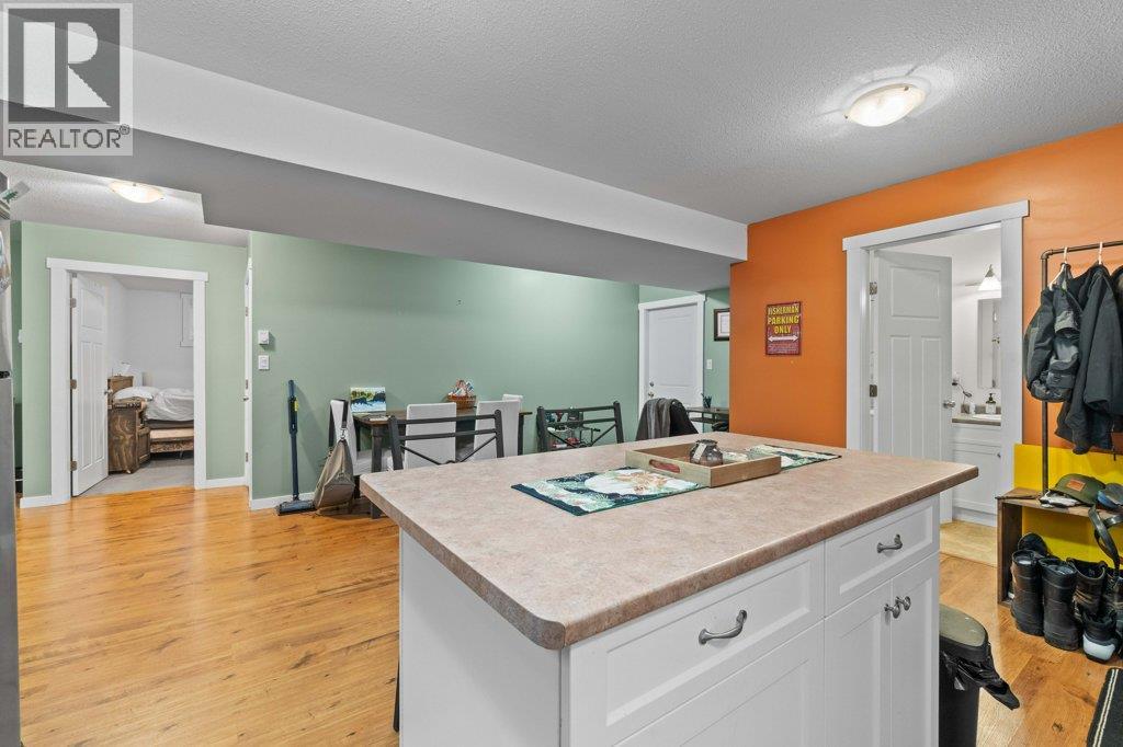 1270 7 Avenue SE, Salmon Arm