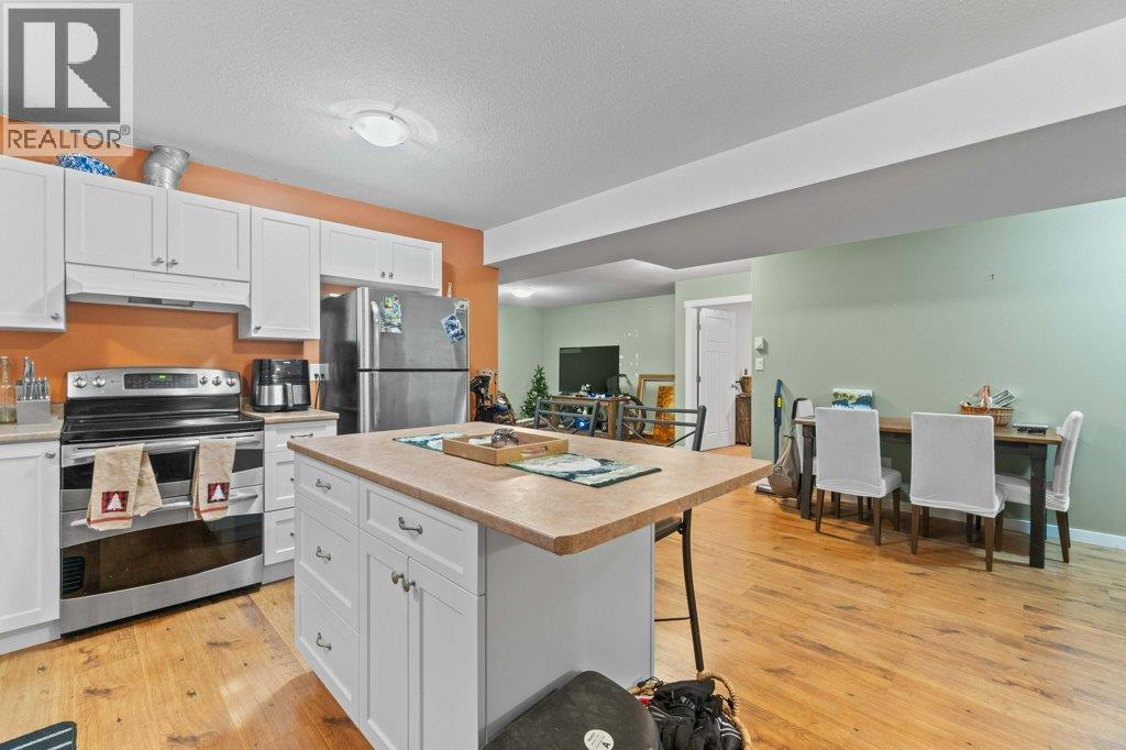 1270 7 Avenue SE, Salmon Arm