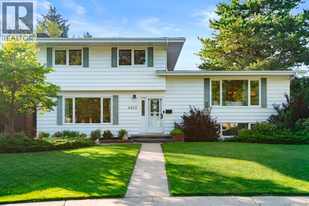 4212 59 StreetClose - Main photo, Camrose, Alberta