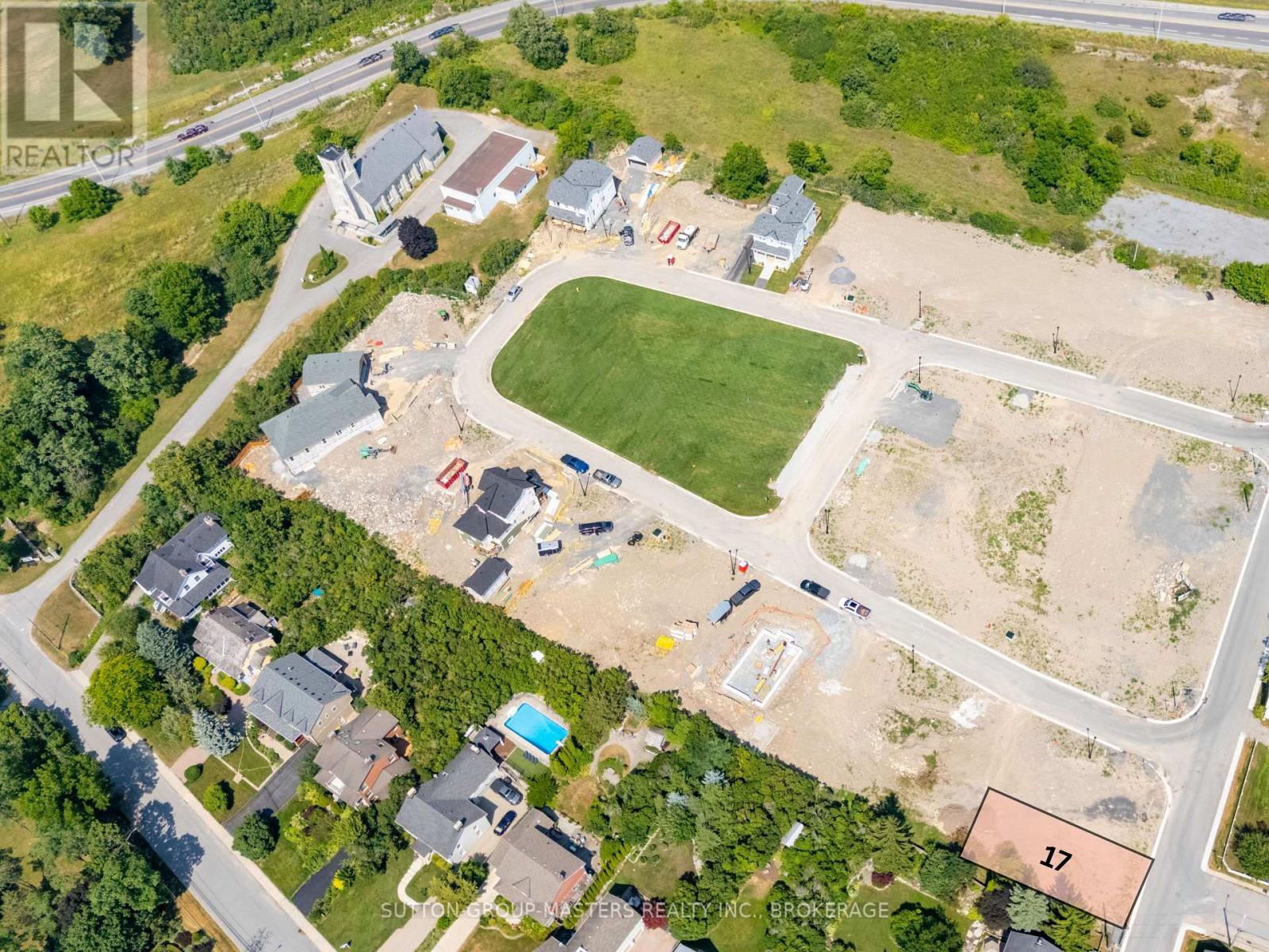 405 WELLINGTON STREET