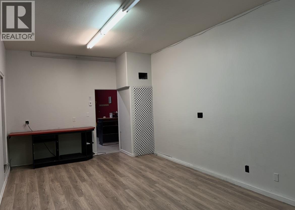 7214 97th Street, Osoyoos