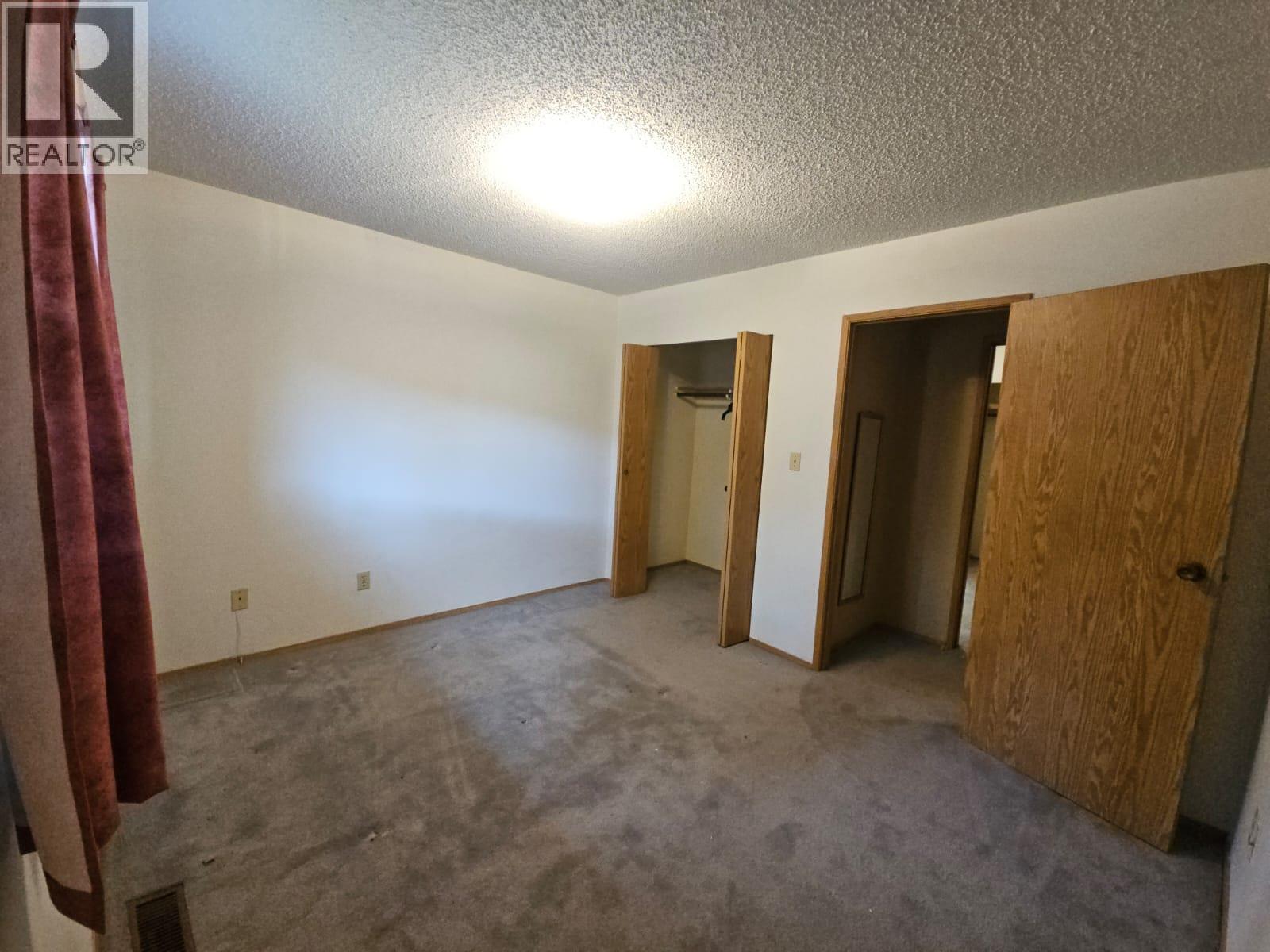 323 Cottonwood Avenue, Tumbler Ridge