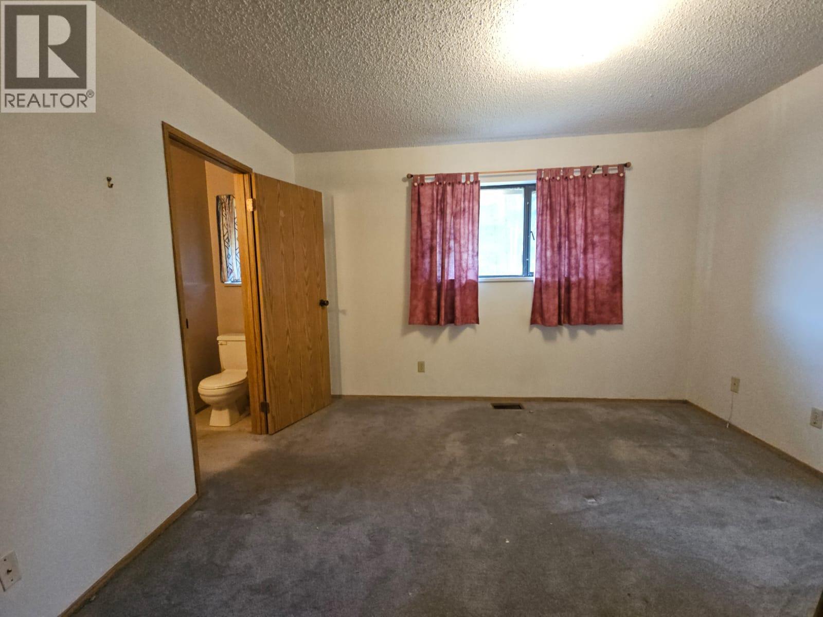 323 Cottonwood Avenue, Tumbler Ridge