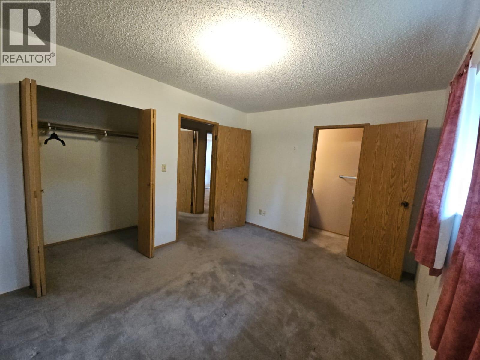 323 Cottonwood Avenue, Tumbler Ridge