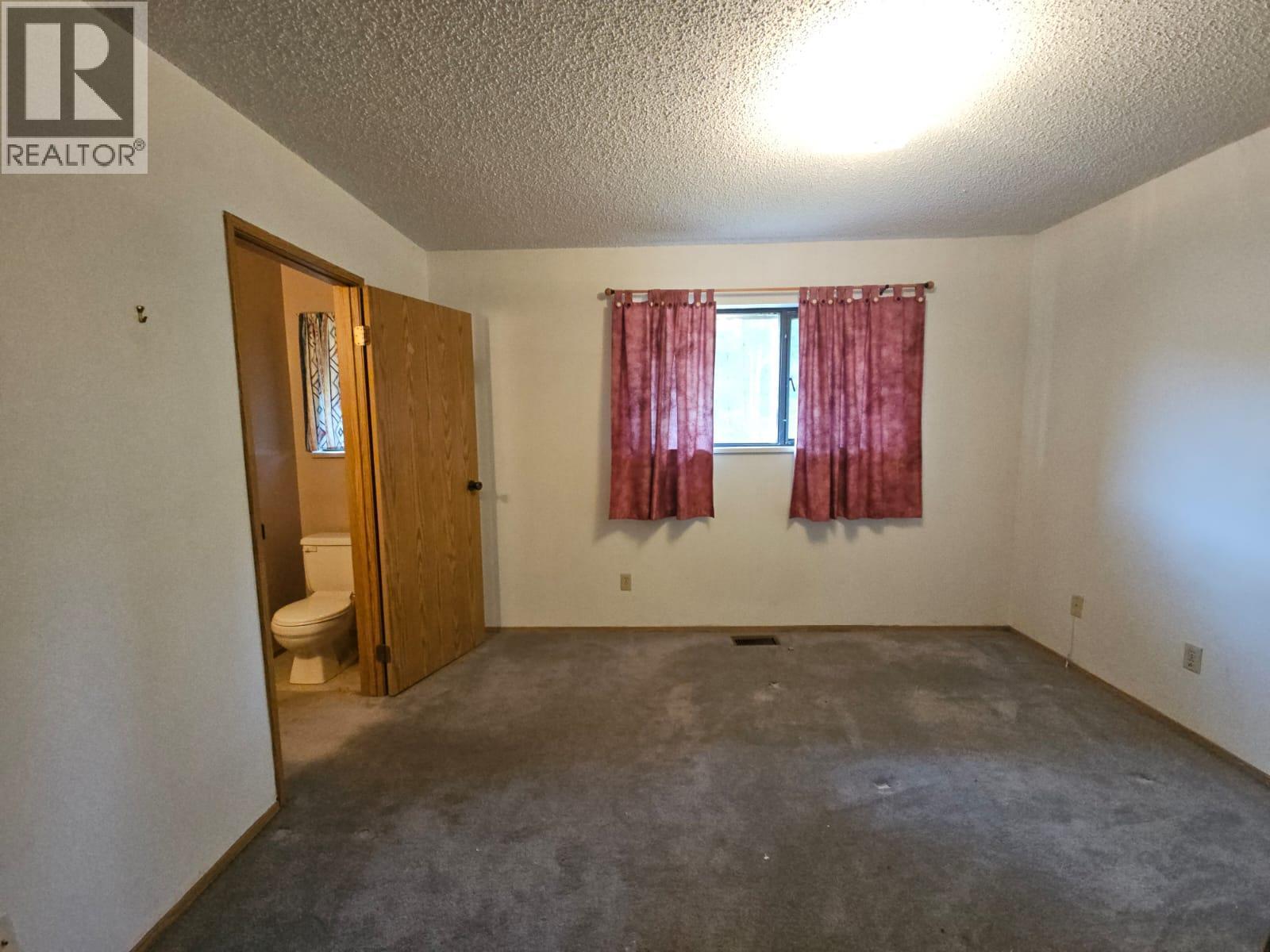 323 Cottonwood Avenue, Tumbler Ridge