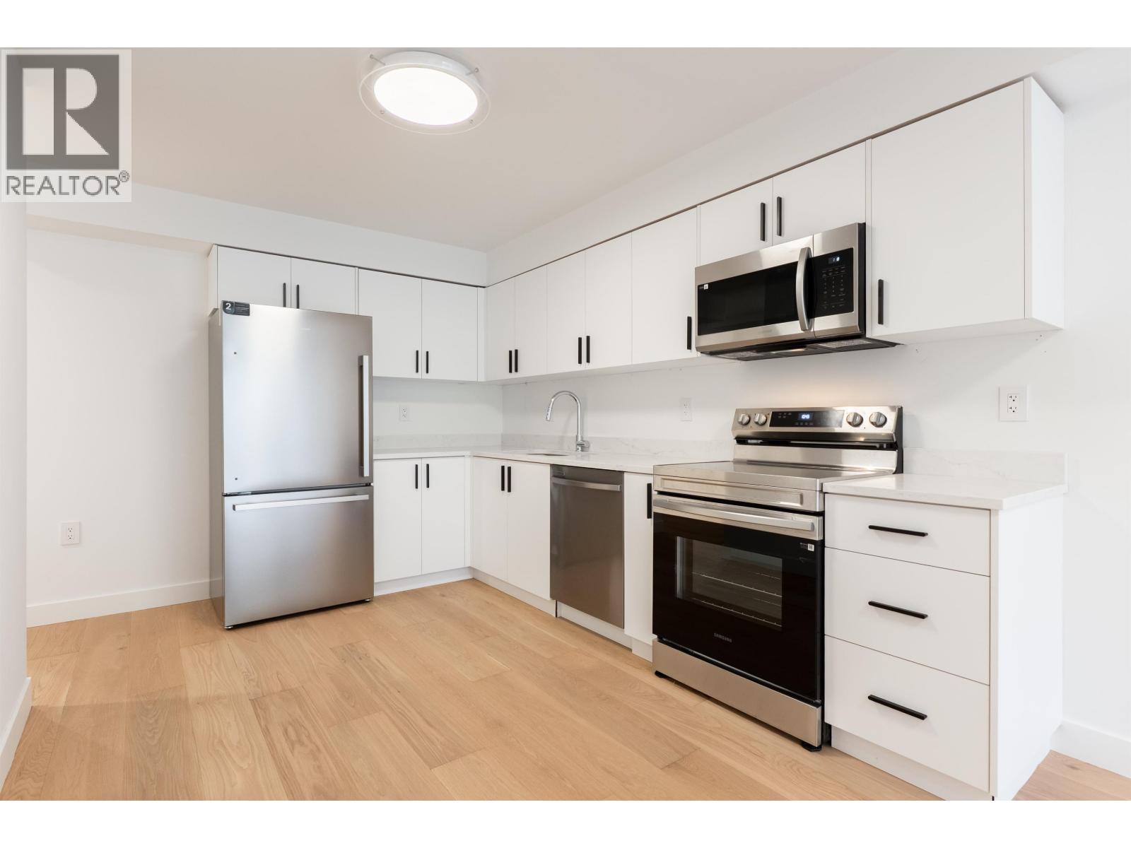 1493 55 Street, Delta