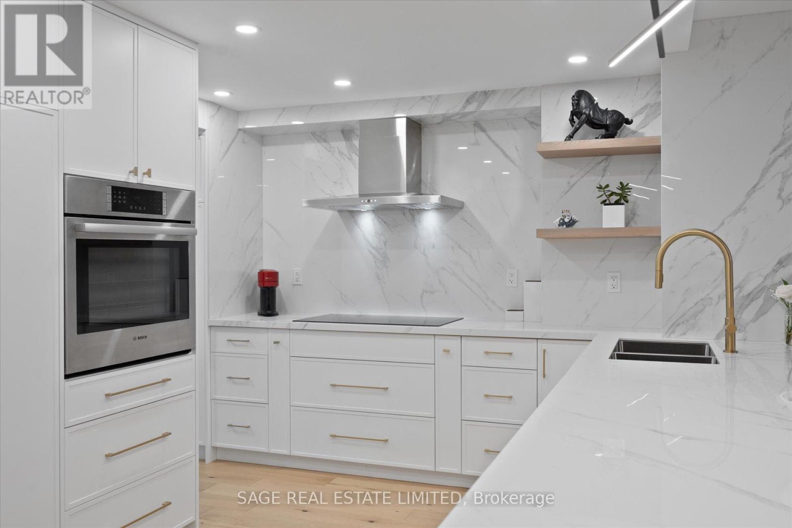 #305 160 FREDERICK STREET - 15