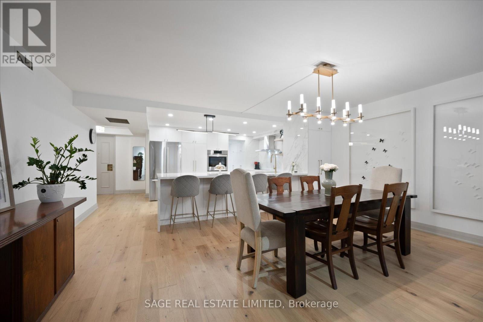#305 160 FREDERICK STREET - 18