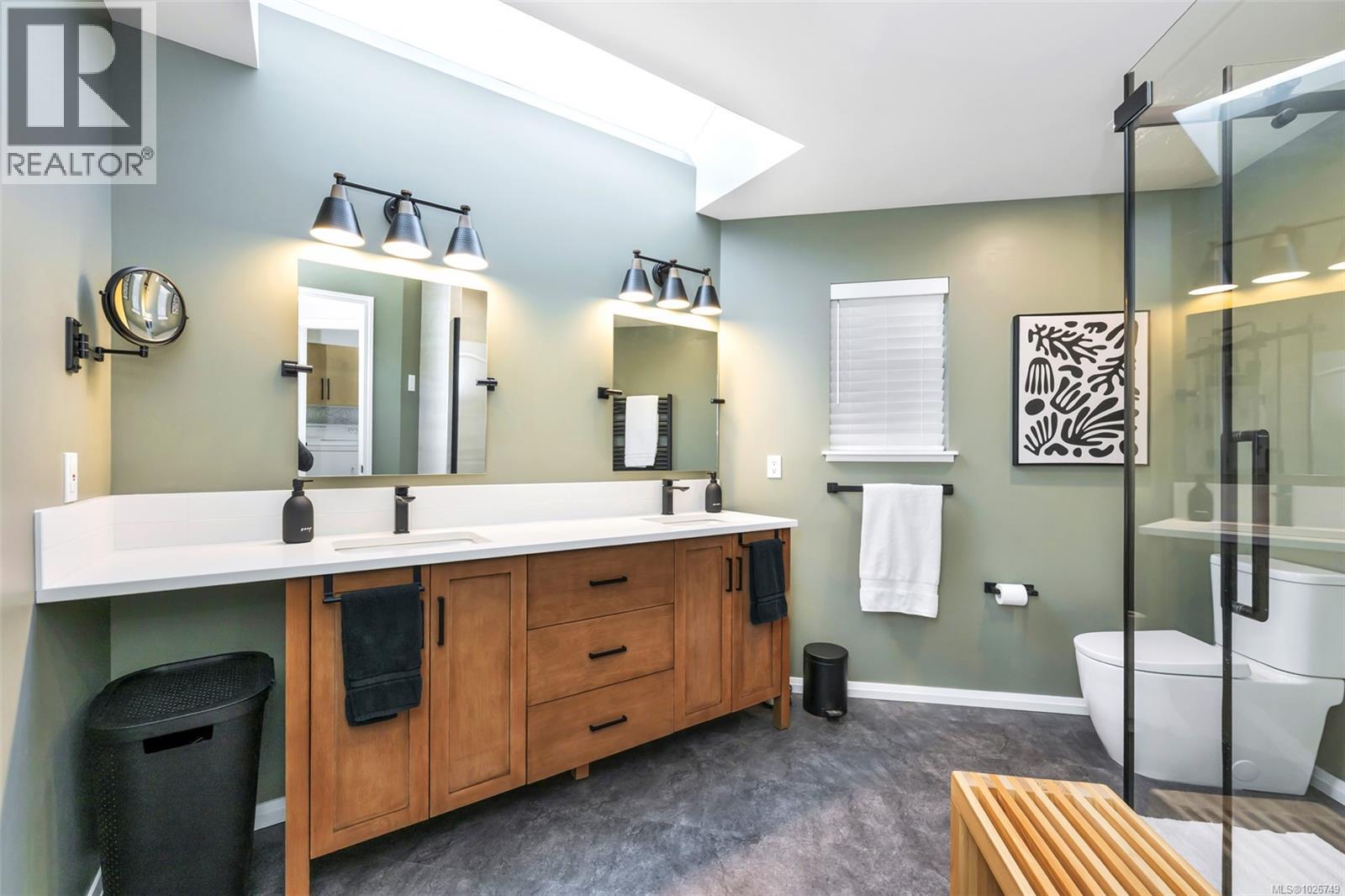 72 Marine Dr, Cobble Hill