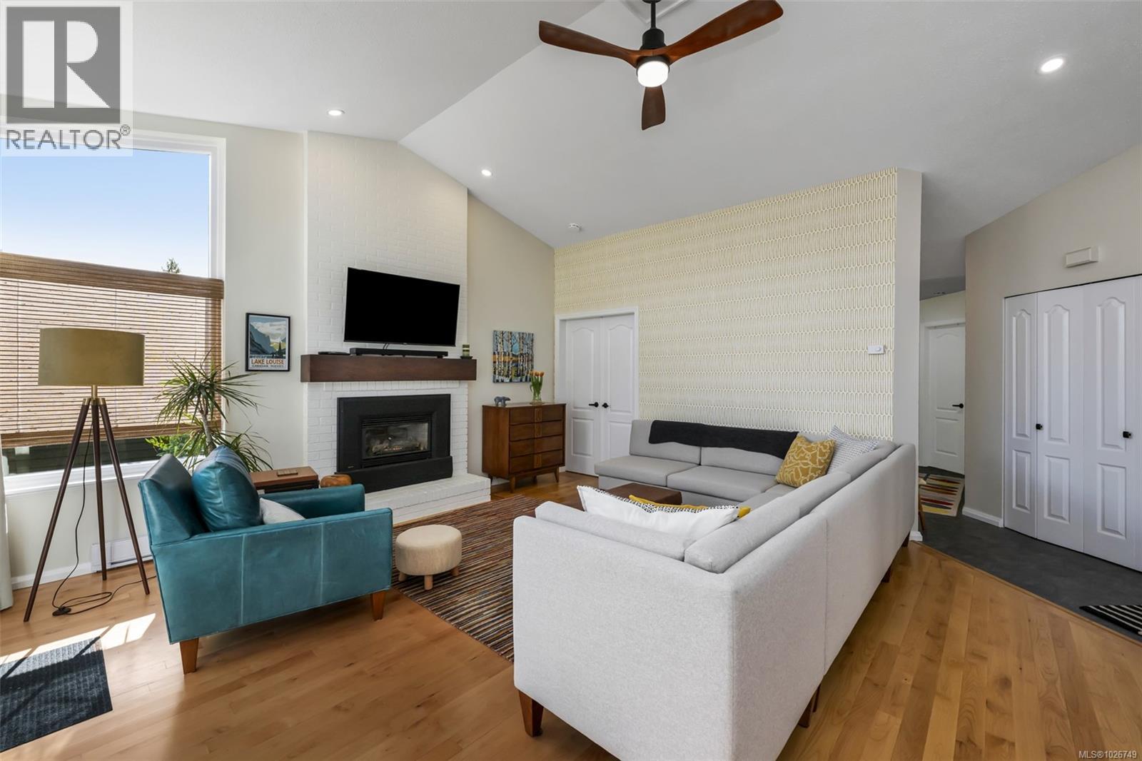 72 Marine Dr, Cobble Hill