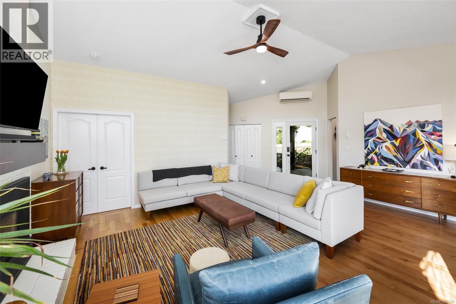 72 Marine Dr, Cobble Hill