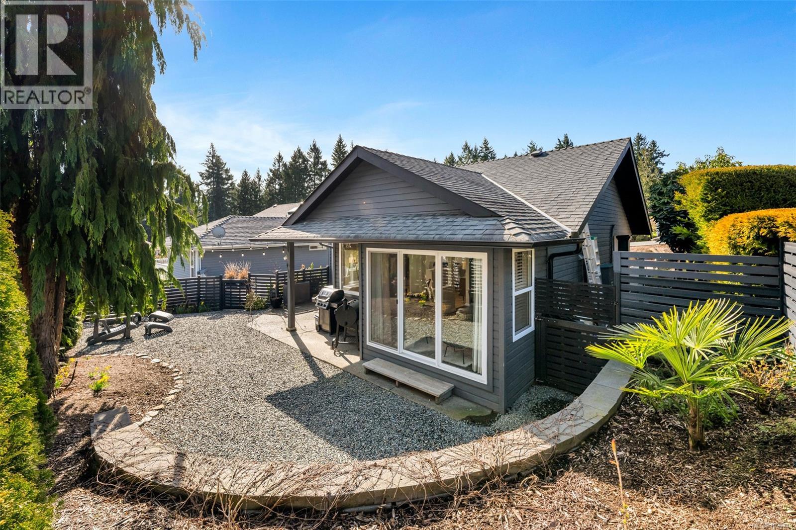 72 Marine Dr, Cobble Hill