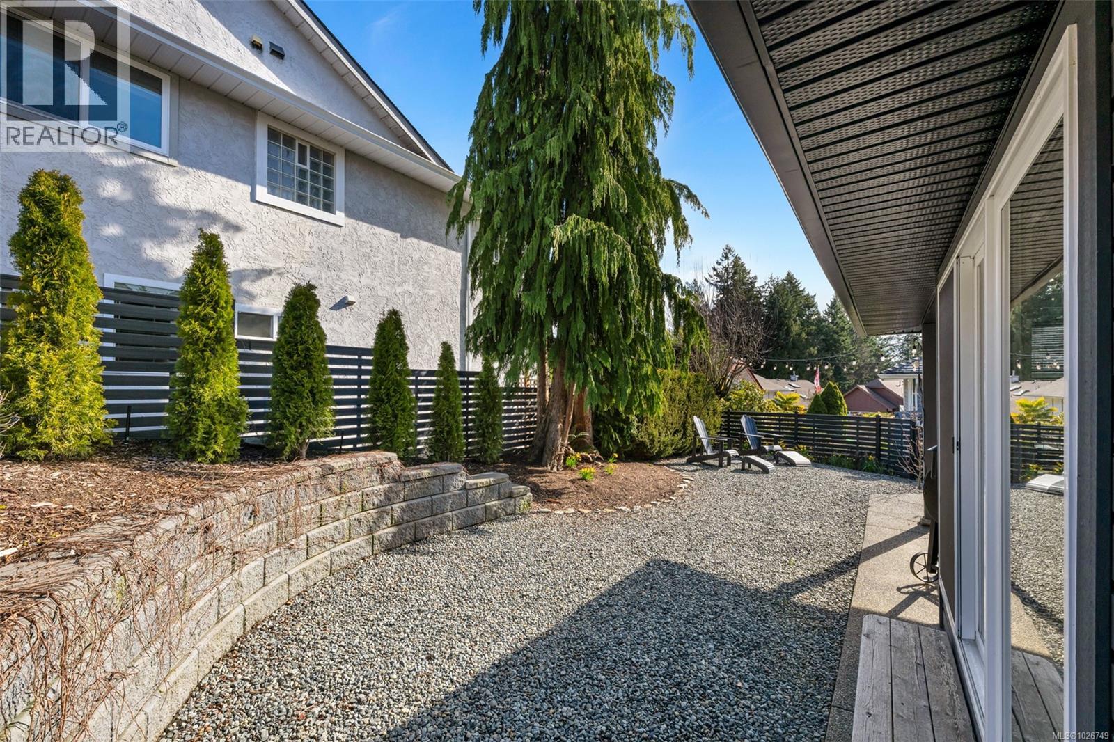 72 Marine Dr, Cobble Hill