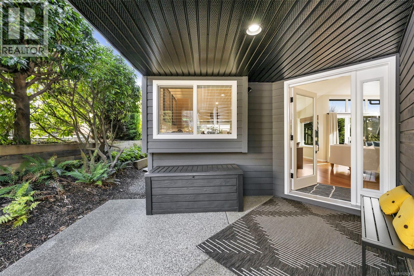 72 Marine Dr, Cobble Hill