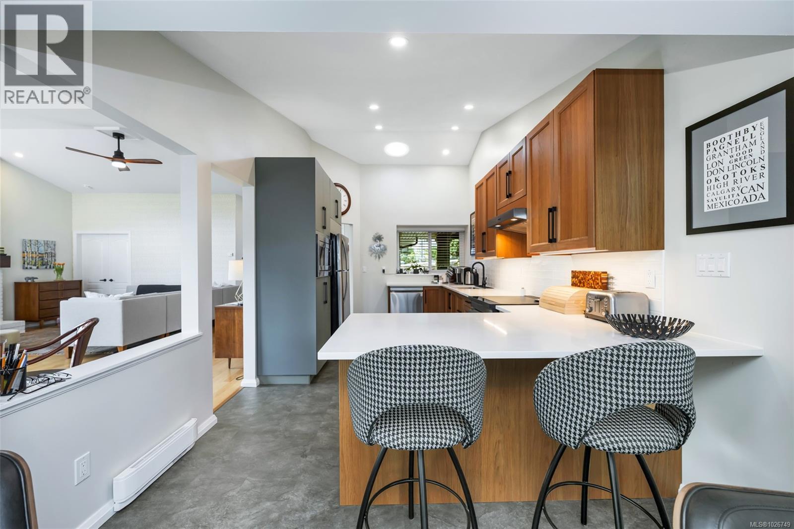 72 Marine Dr, Cobble Hill