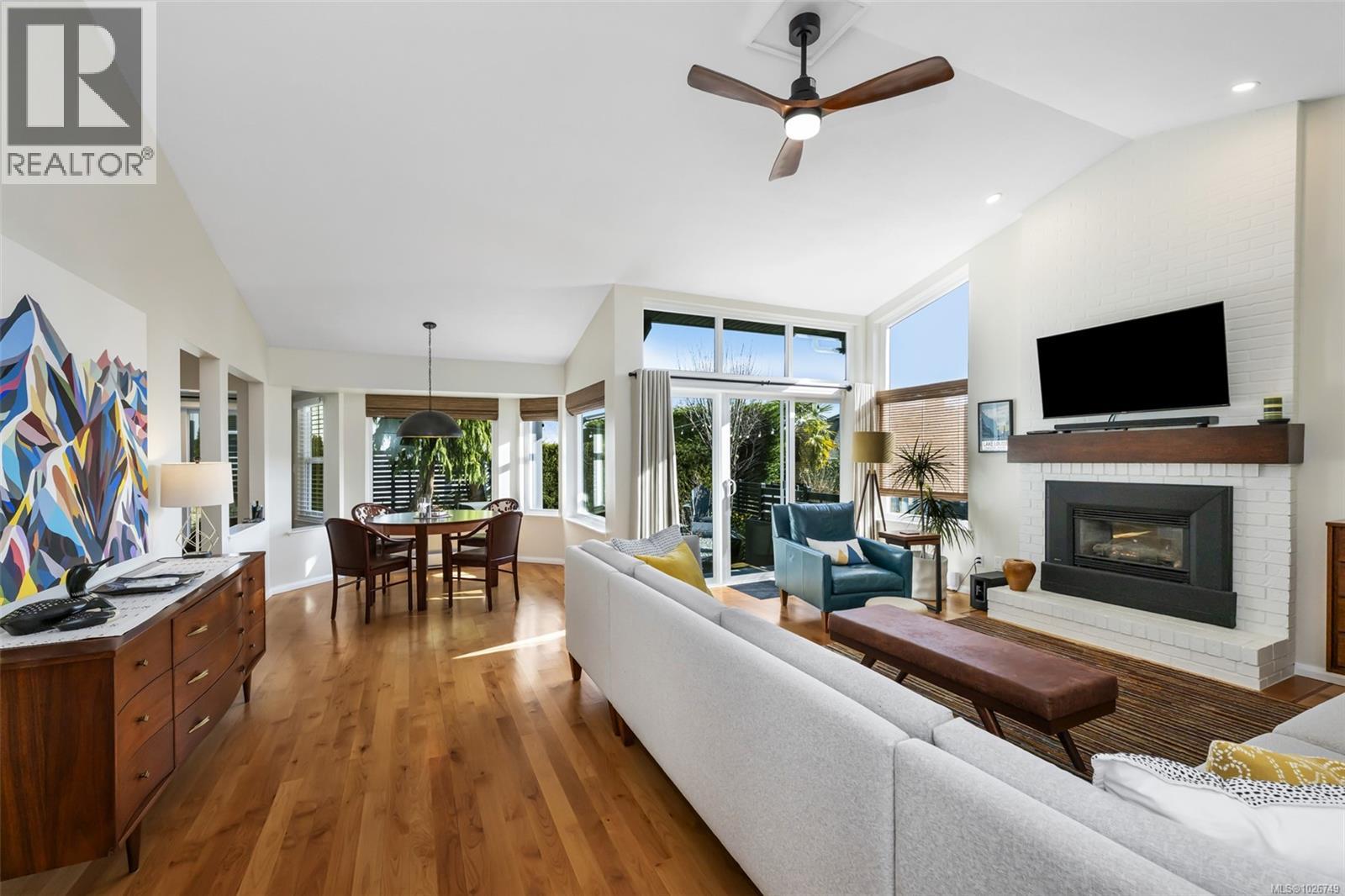 72 Marine Dr, Cobble Hill