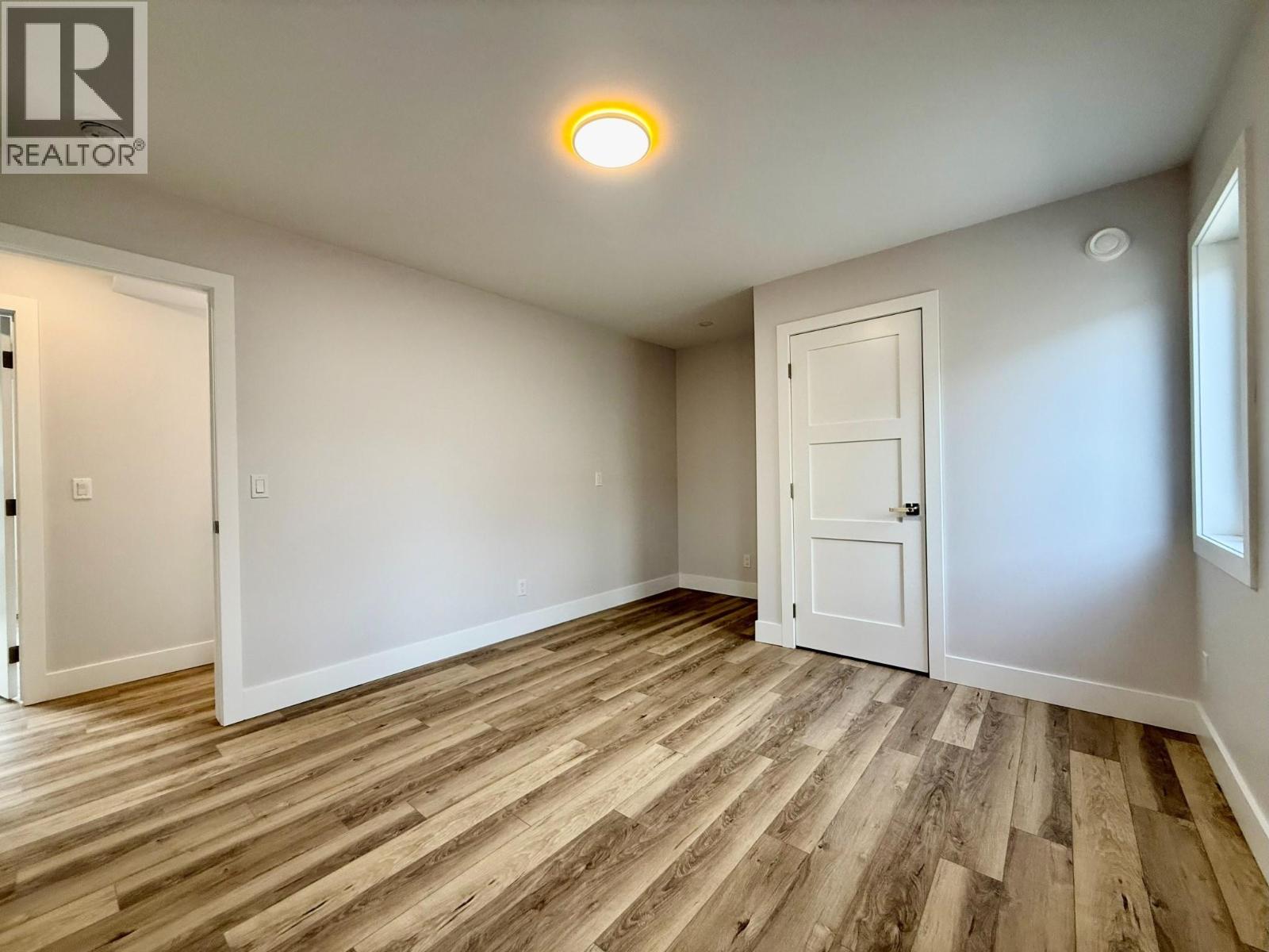 746 TAYNTON Drive, Invermere