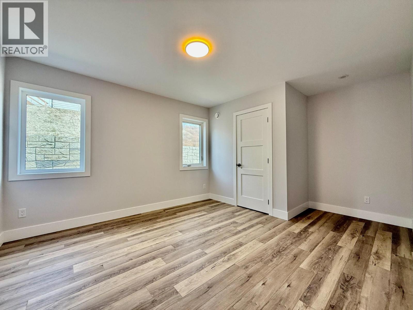 746 TAYNTON Drive, Invermere