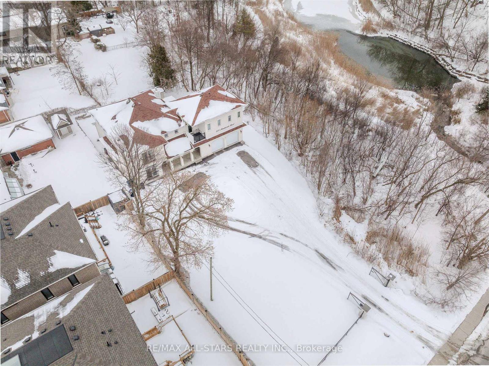 559 MEADOWVALE ROAD - Main photo, Toronto (Highland Creek), Ontario