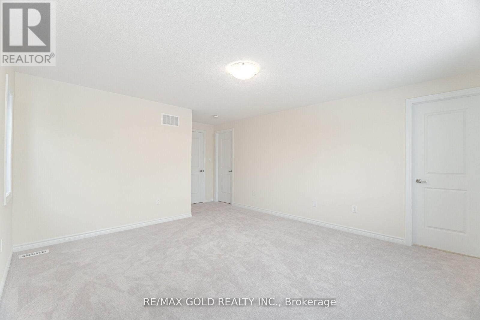 109 MOLOZZI STREET - 25