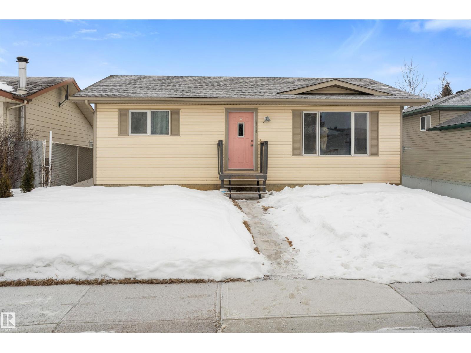 5316 65 ST - Photo 2 of 35, Redwater, Alberta