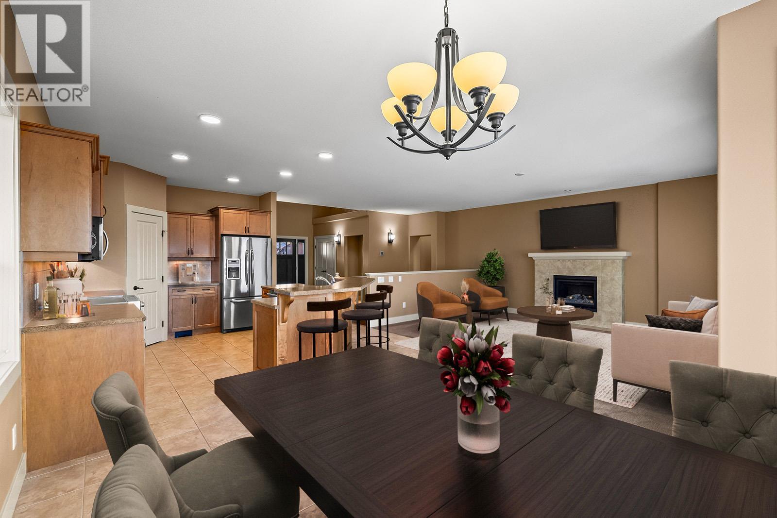 #3 2450 Selkirk Drive - 4