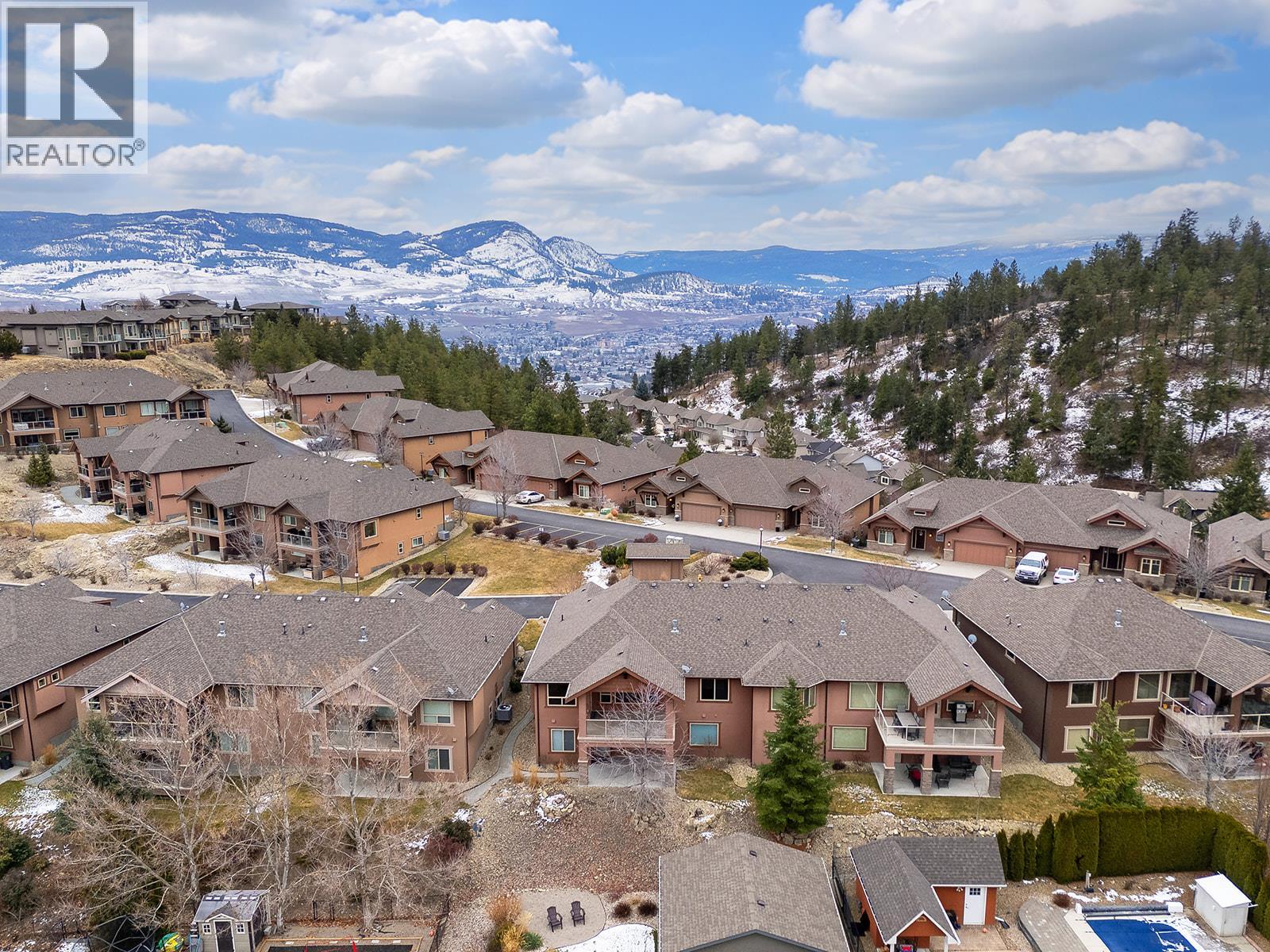 #3 2450 Selkirk Drive - 62