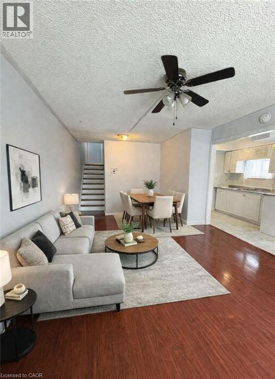 7465 DISCUS Crescent - Photo 3 of 6, Mississauga, Ontario