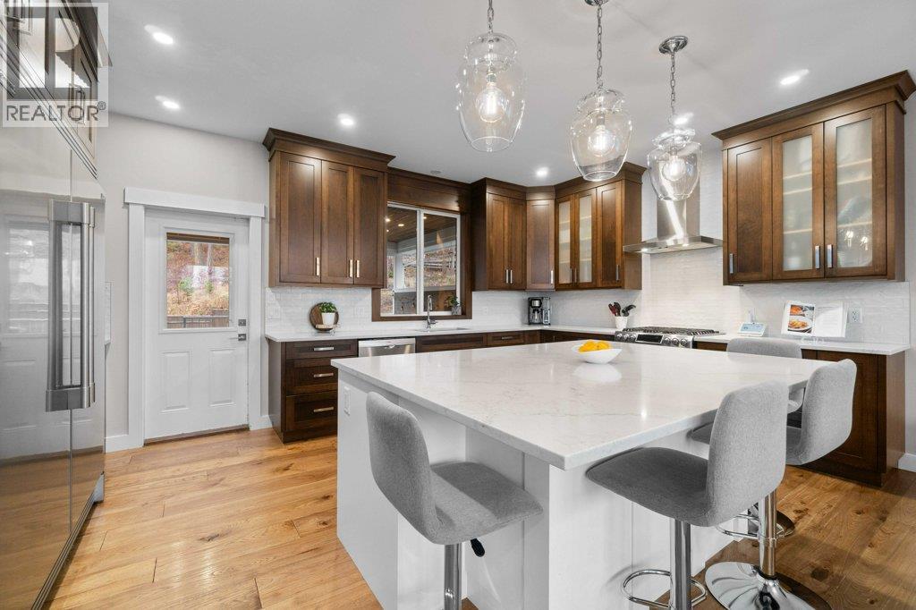 1320 24 Street SE, Salmon Arm