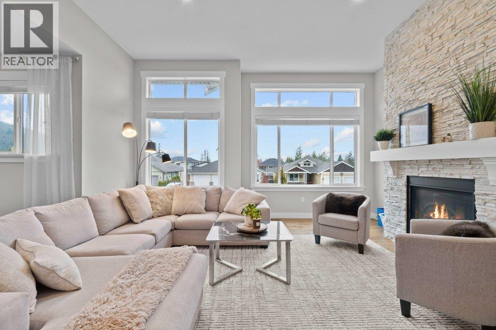 1320 24 Street SE, Salmon Arm