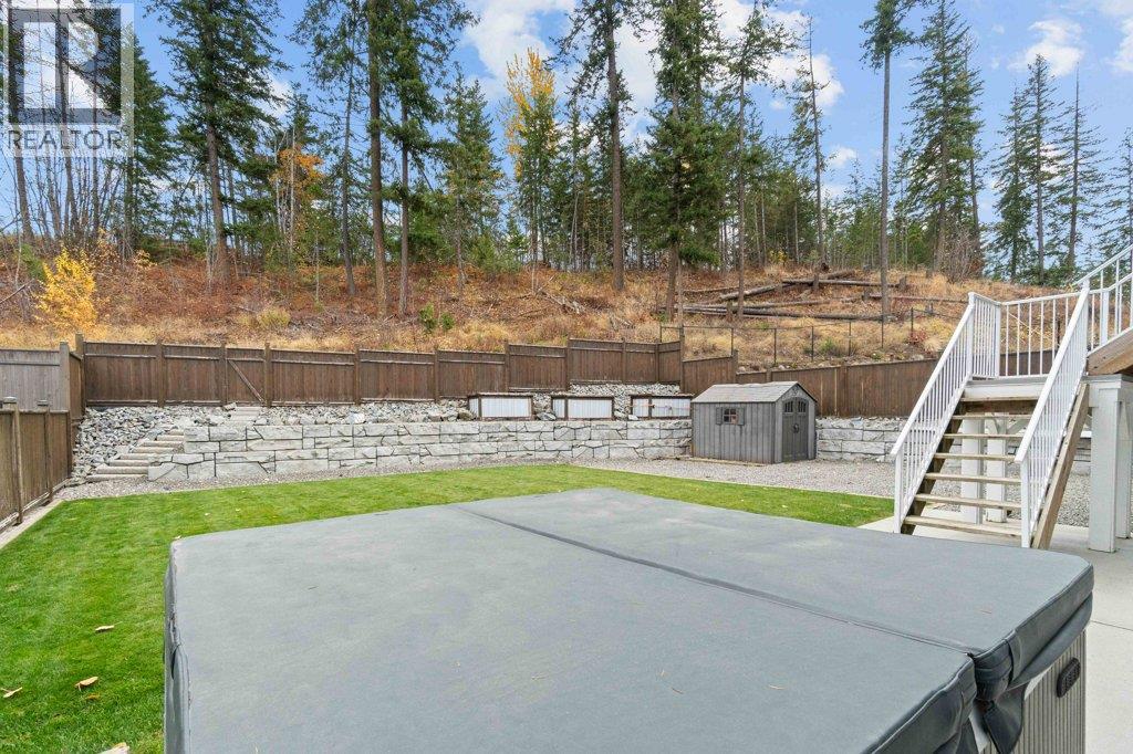 1320 24 Street SE, Salmon Arm