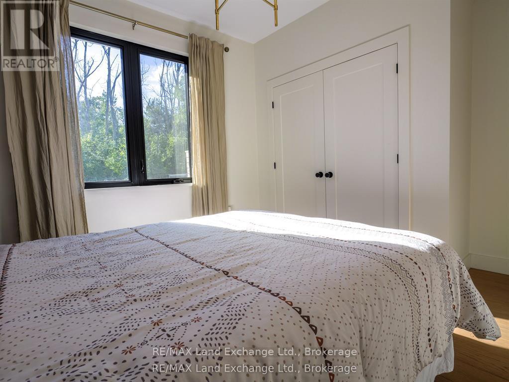 72 OTTAWA AVENUE - 20