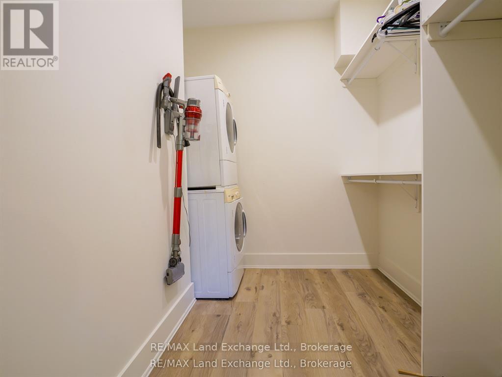 72 OTTAWA AVENUE - 34